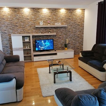 Apartmani Gordana Бибинє Екстер'єр фото