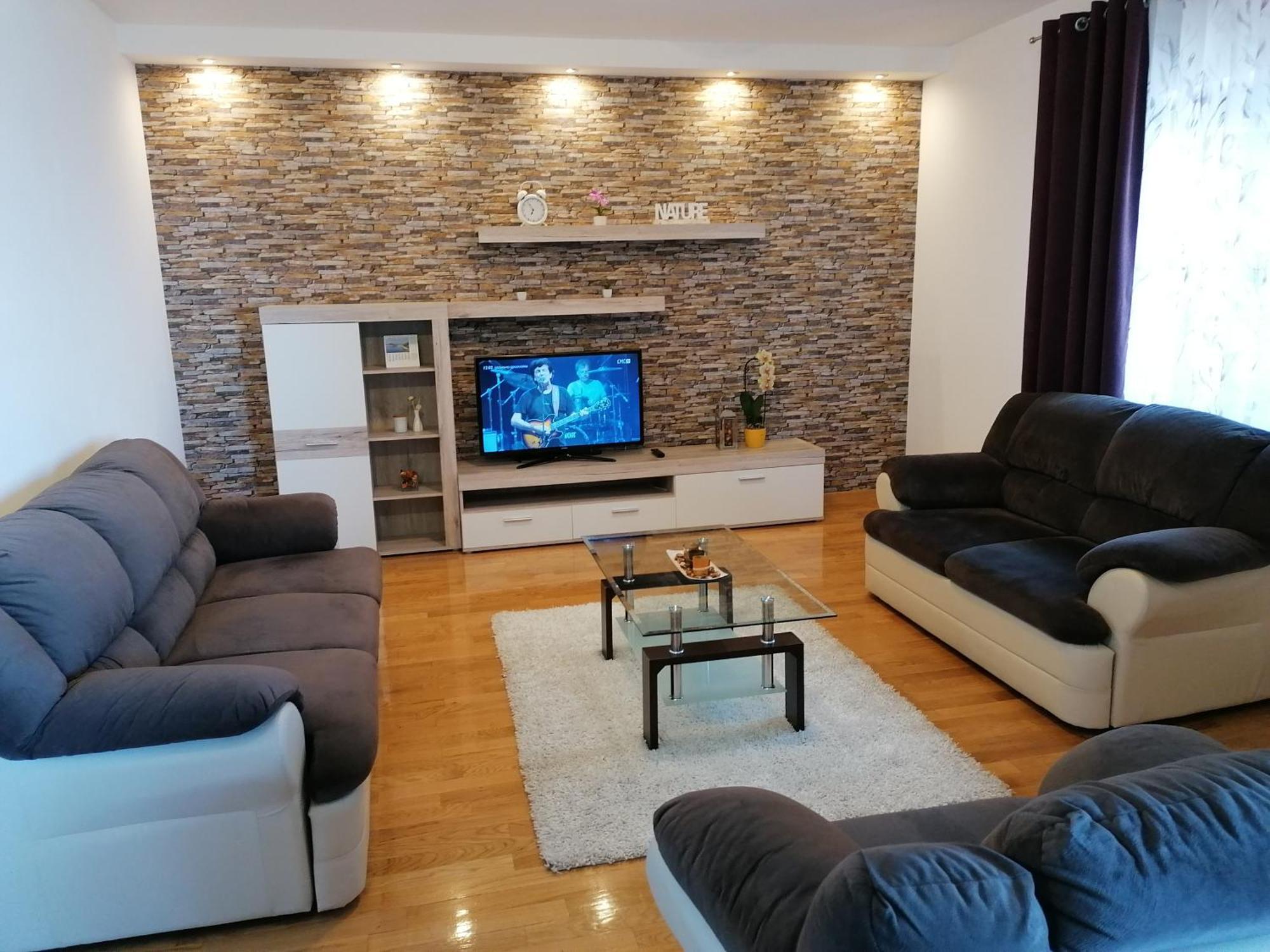 Apartmani Gordana Бибинє Екстер'єр фото