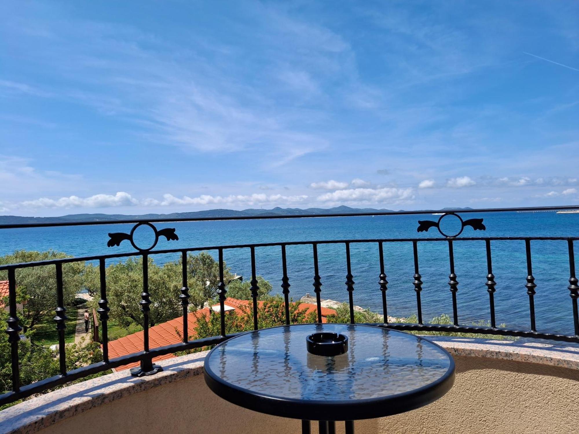 Apartmani Gordana Бибинє Екстер'єр фото